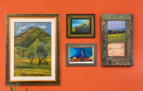 Pictures in the main hall